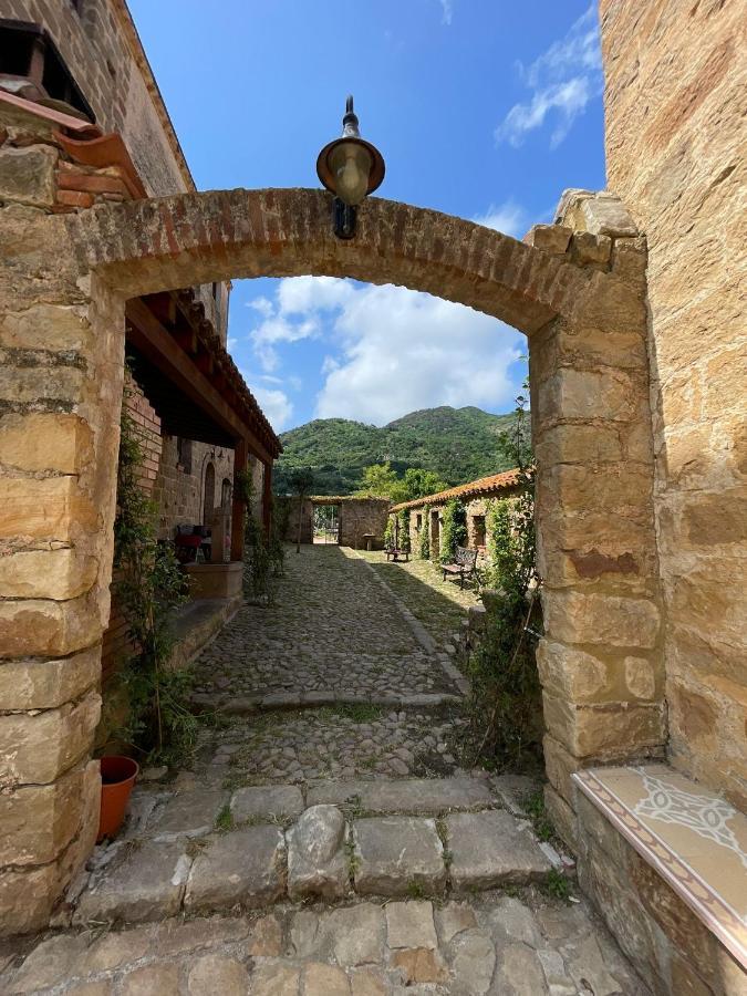 Antico Borgo Buonanotte Hotel San Mauro Castelverde Exterior photo